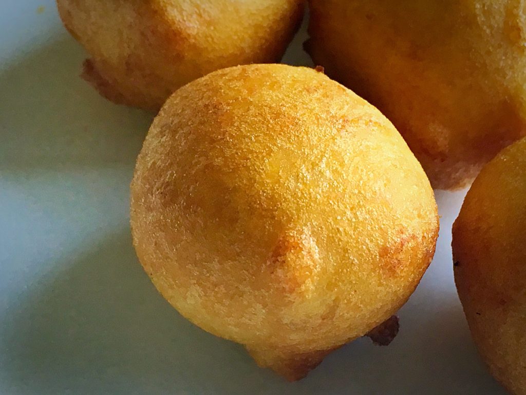 Mysore Bonda Ulundu Bonda Urad Dal Bonda Recipe How To Make Mysore